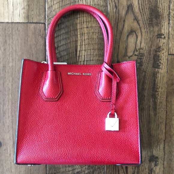 Michael Kors Handbags - Michael Kors Red Handbag LIKE NEW